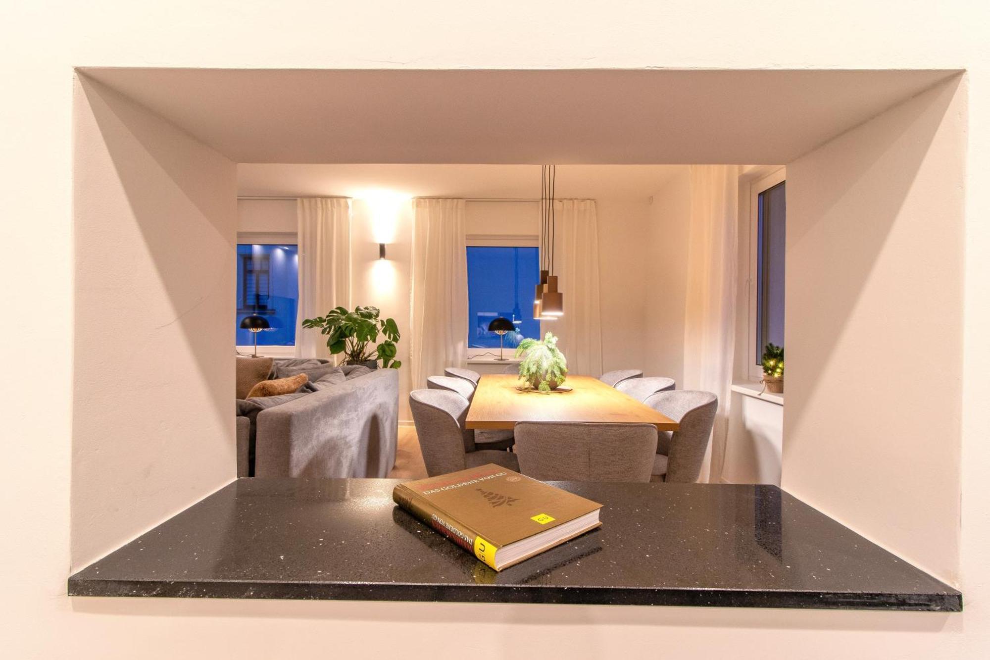 Stilvolles City-Apartment I Netflix I Wlan L Stellplatz I Zentral シュヴァルツェンベルク エクステリア 写真