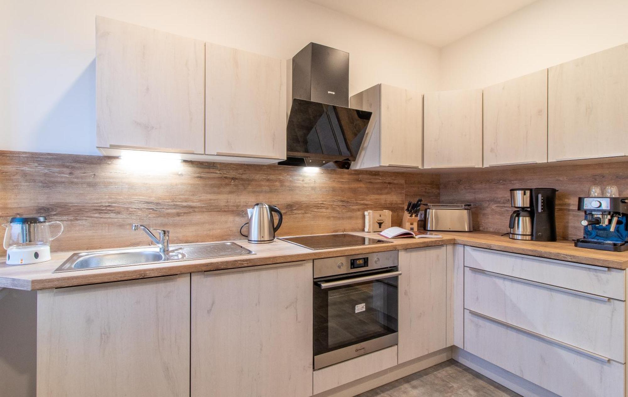 Stilvolles City-Apartment I Netflix I Wlan L Stellplatz I Zentral シュヴァルツェンベルク エクステリア 写真