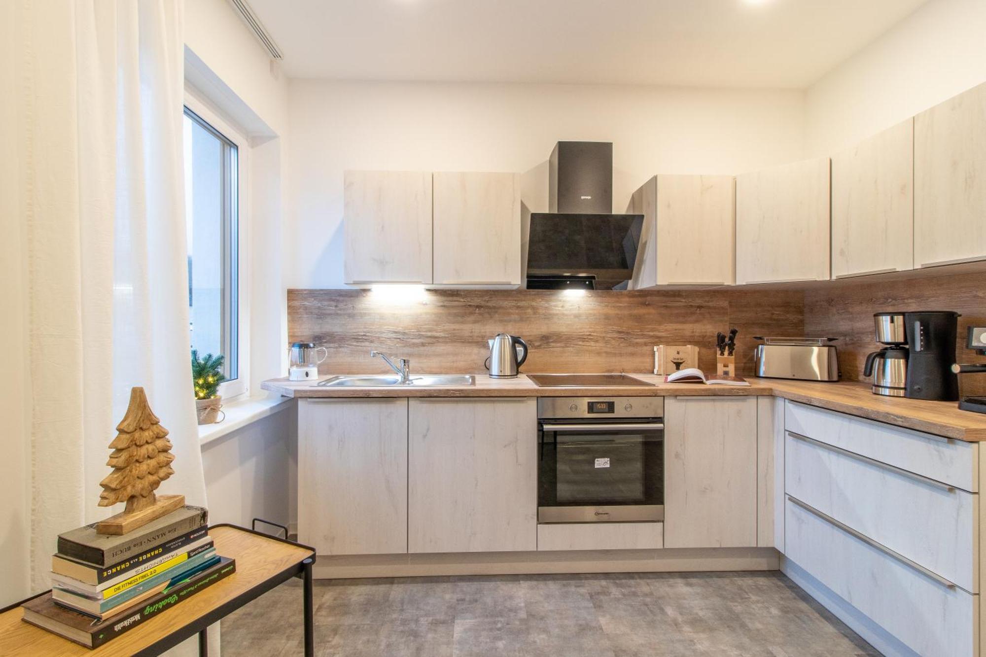 Stilvolles City-Apartment I Netflix I Wlan L Stellplatz I Zentral シュヴァルツェンベルク エクステリア 写真