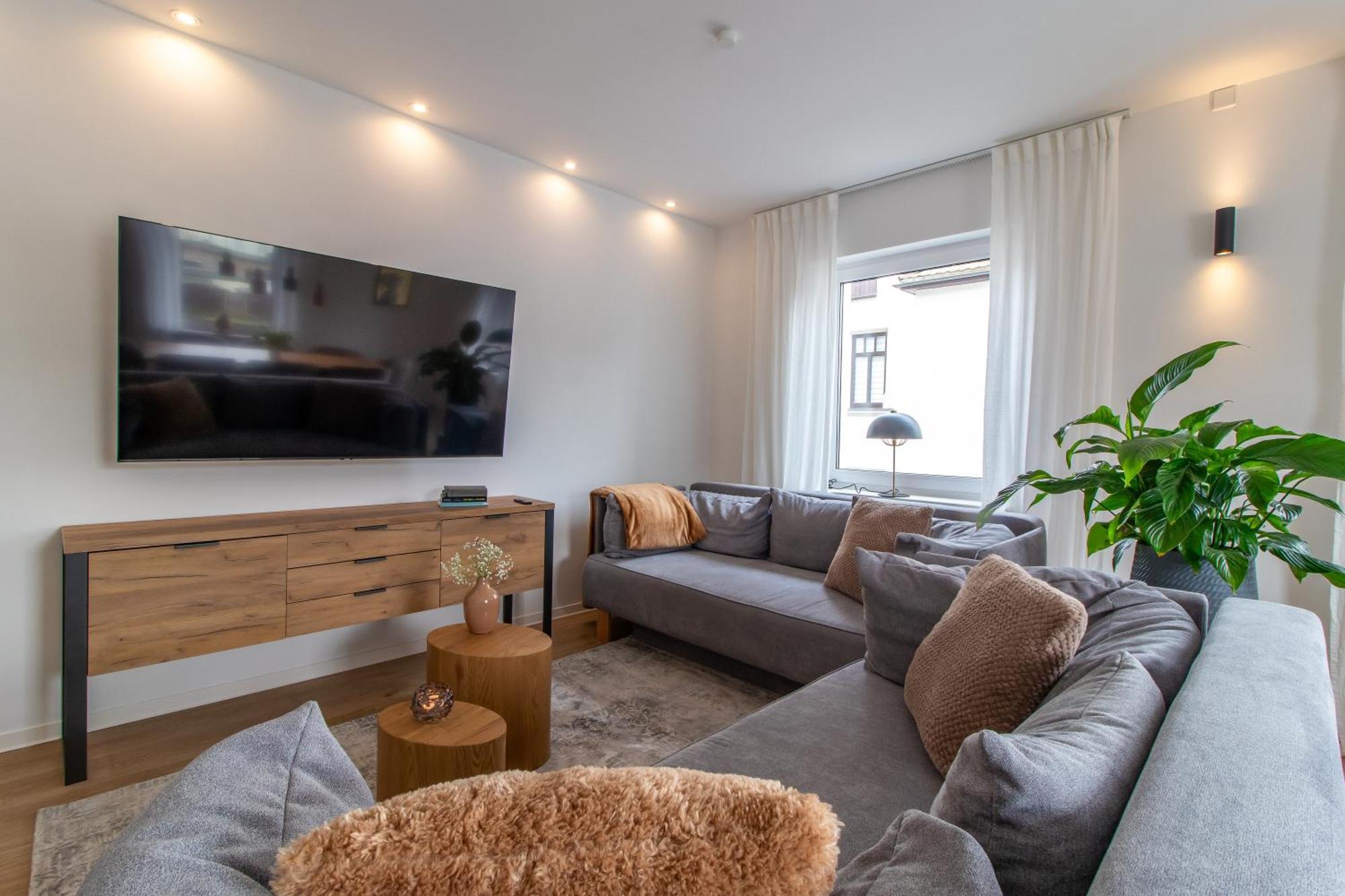 Stilvolles City-Apartment I Netflix I Wlan L Stellplatz I Zentral シュヴァルツェンベルク エクステリア 写真