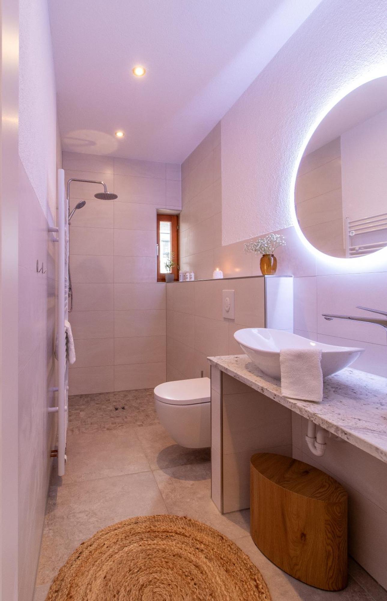 Stilvolles City-Apartment I Netflix I Wlan L Stellplatz I Zentral シュヴァルツェンベルク エクステリア 写真