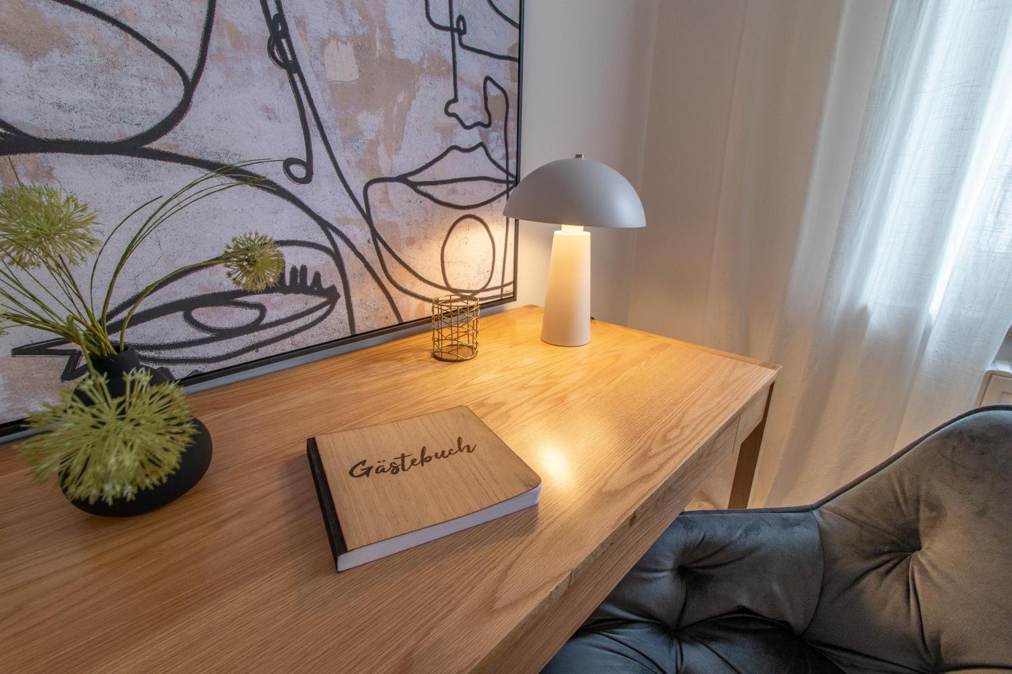 Stilvolles City-Apartment I Netflix I Wlan L Stellplatz I Zentral シュヴァルツェンベルク エクステリア 写真