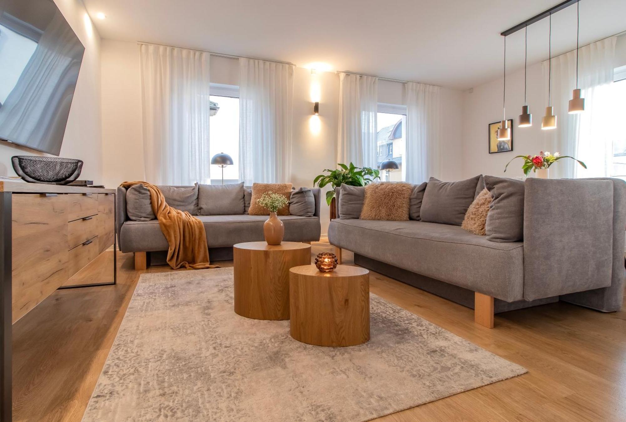 Stilvolles City-Apartment I Netflix I Wlan L Stellplatz I Zentral シュヴァルツェンベルク エクステリア 写真