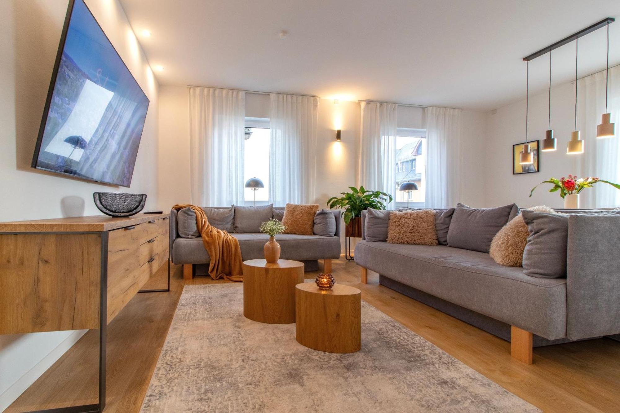 Stilvolles City-Apartment I Netflix I Wlan L Stellplatz I Zentral シュヴァルツェンベルク エクステリア 写真